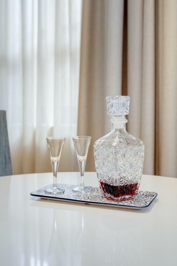 Oporto Home Wine Cellars บีลาโนวาเดกายา ภายนอก รูปภาพ